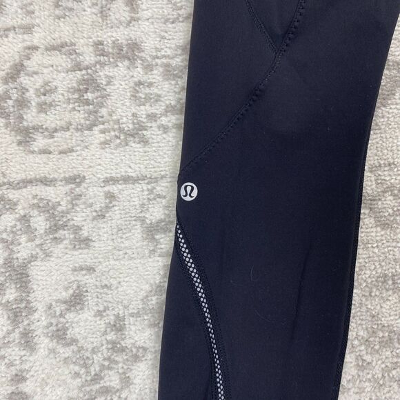 Lululemon Cadence Crusher Tight Black Reflective Running Zip Pockets Size 6 - Picture 4 of 8